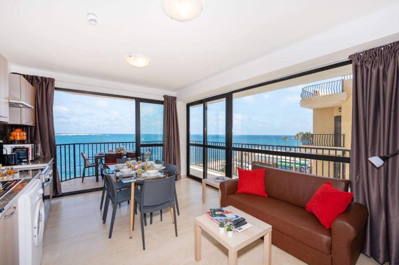 Islet Promenade Seafront Apartment With Large Corner Terrace By Getawaysmalta San Pawl il-Baħar Kültér fotó