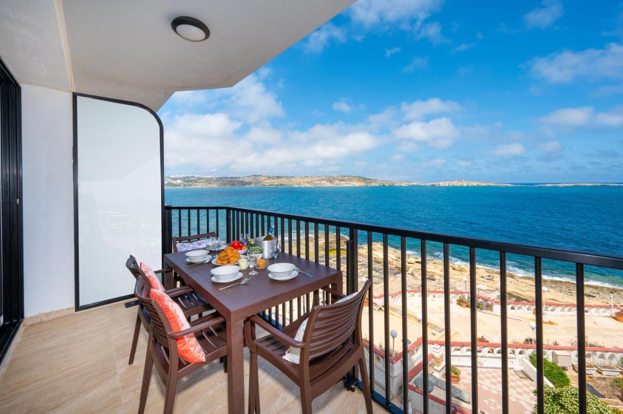 Islet Promenade Seafront Apartment With Large Corner Terrace By Getawaysmalta San Pawl il-Baħar Kültér fotó