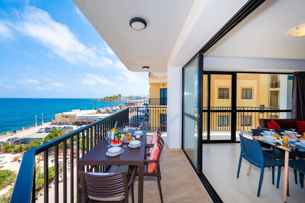 Islet Promenade Seafront Apartment With Large Corner Terrace By Getawaysmalta San Pawl il-Baħar Kültér fotó