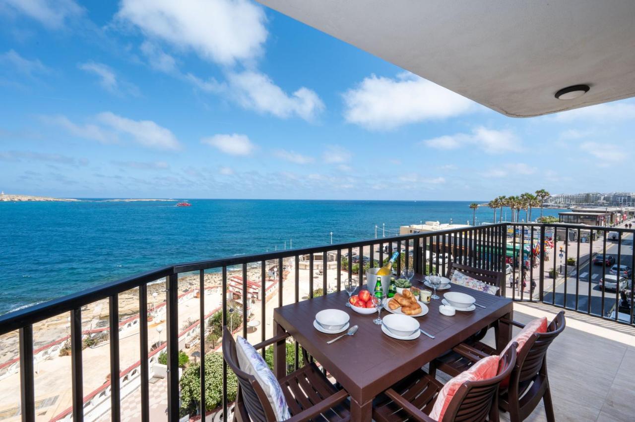 Islet Promenade Seafront Apartment With Large Corner Terrace By Getawaysmalta San Pawl il-Baħar Kültér fotó